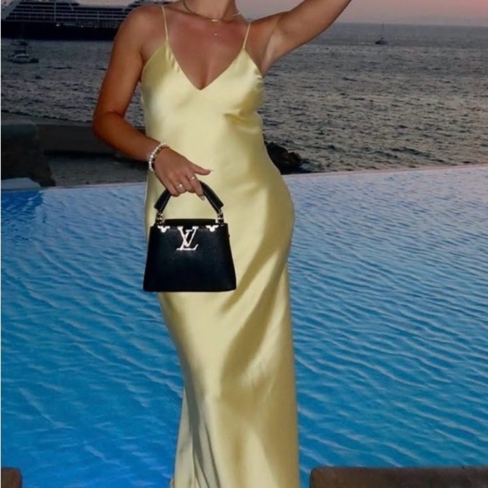 Zara maxi dress butter yellow satin effect wedding evening party Mina sue small